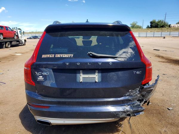 2016 VOLVO XC90