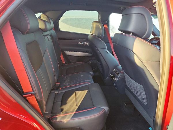 2023 GENESIS GV70