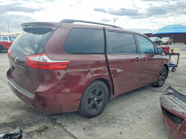 2015 TOYOTA SIENNA — PSRA