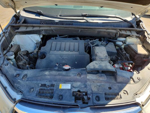 2016 TOYOTA HIGHLANDER Base/Hybrid
