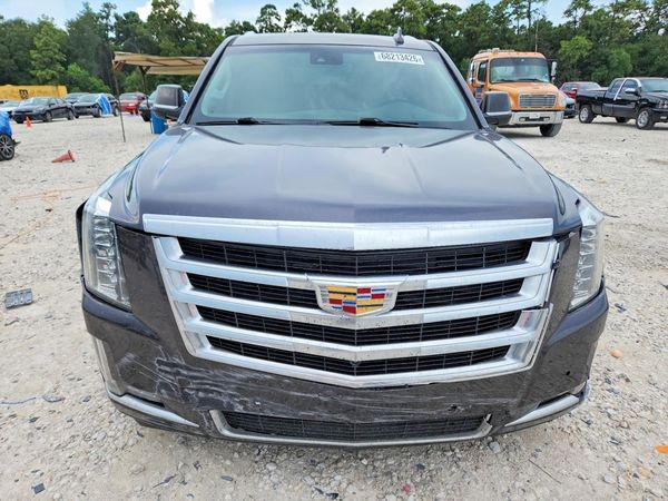 2017 CADILLAC ESCALADE