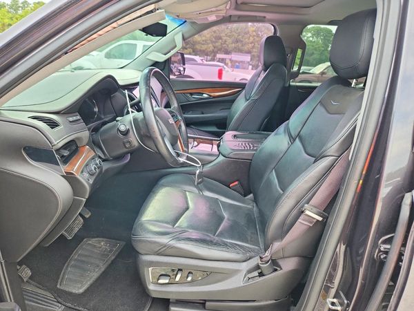 2017 CADILLAC ESCALADE