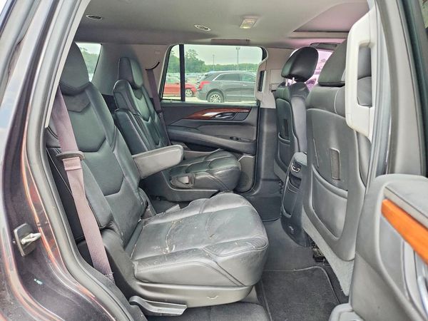 2017 CADILLAC ESCALADE