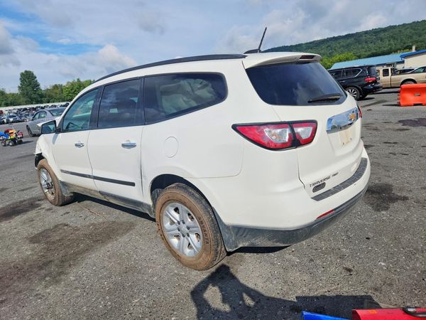 2017 CHEVROLET TRAVERSE LS