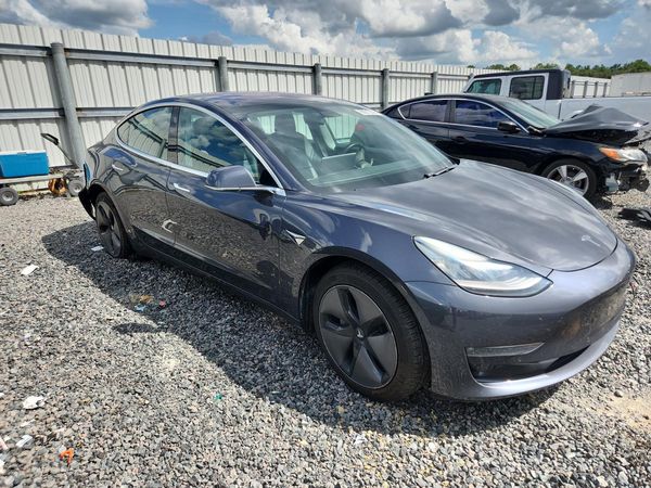 2018 TESLA MODEL 3 — Passenger 3/4