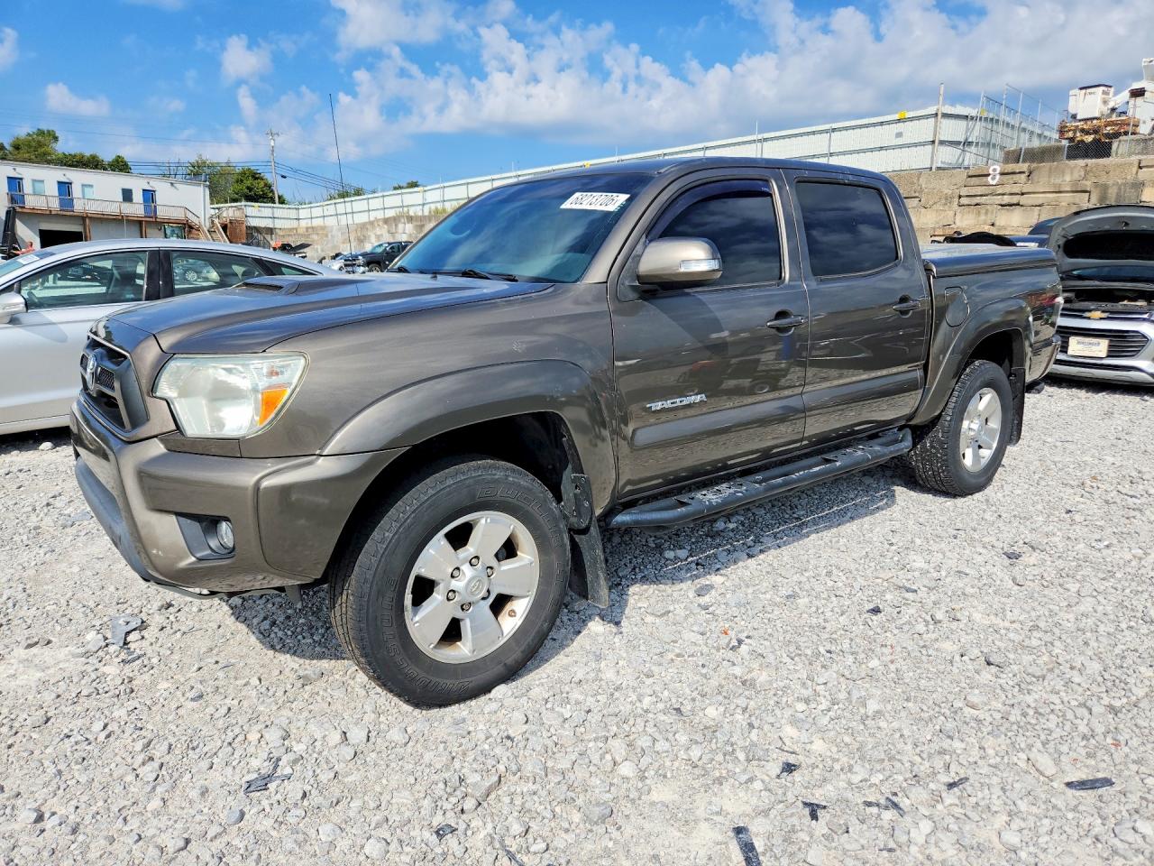 2015 TOYOTA TACOMA Delux Grade