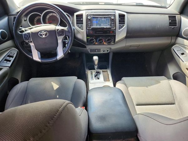 2015 TOYOTA TACOMA Delux Grade