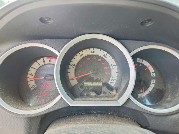 2015 TOYOTA TACOMA Delux Grade