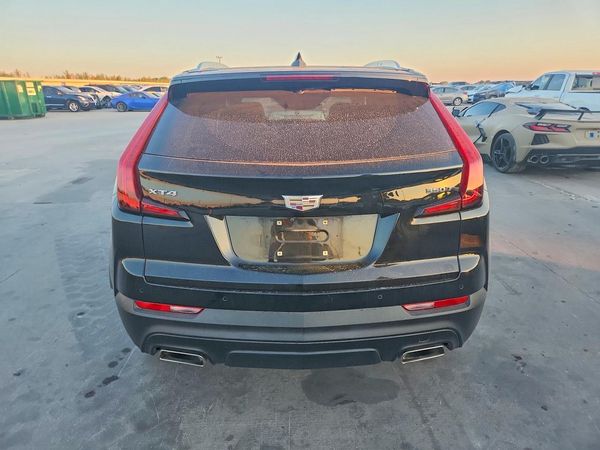 2023 CADILLAC XT4 Luxury — DIRR