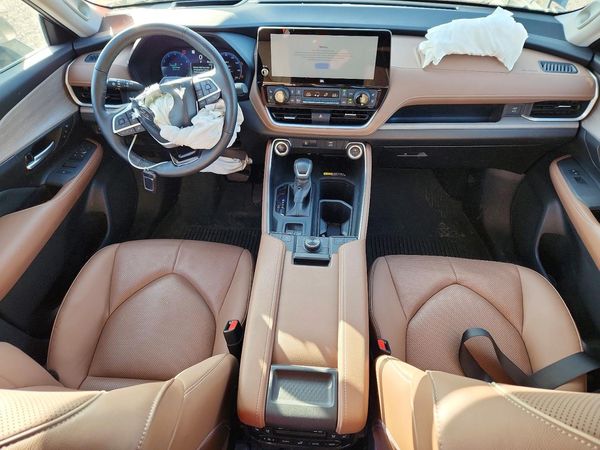 2025 TOYOTA GRAND HIGHLANDER