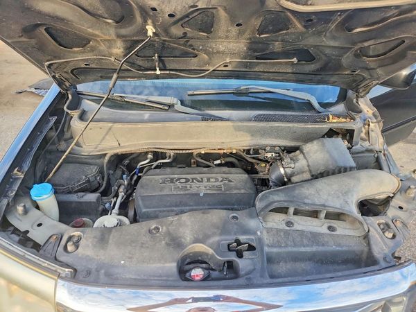 2012 HONDA PILOT EX — Engine bay