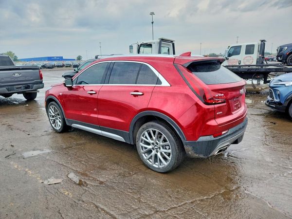 2021 CADILLAC XT4 Premium Luxury