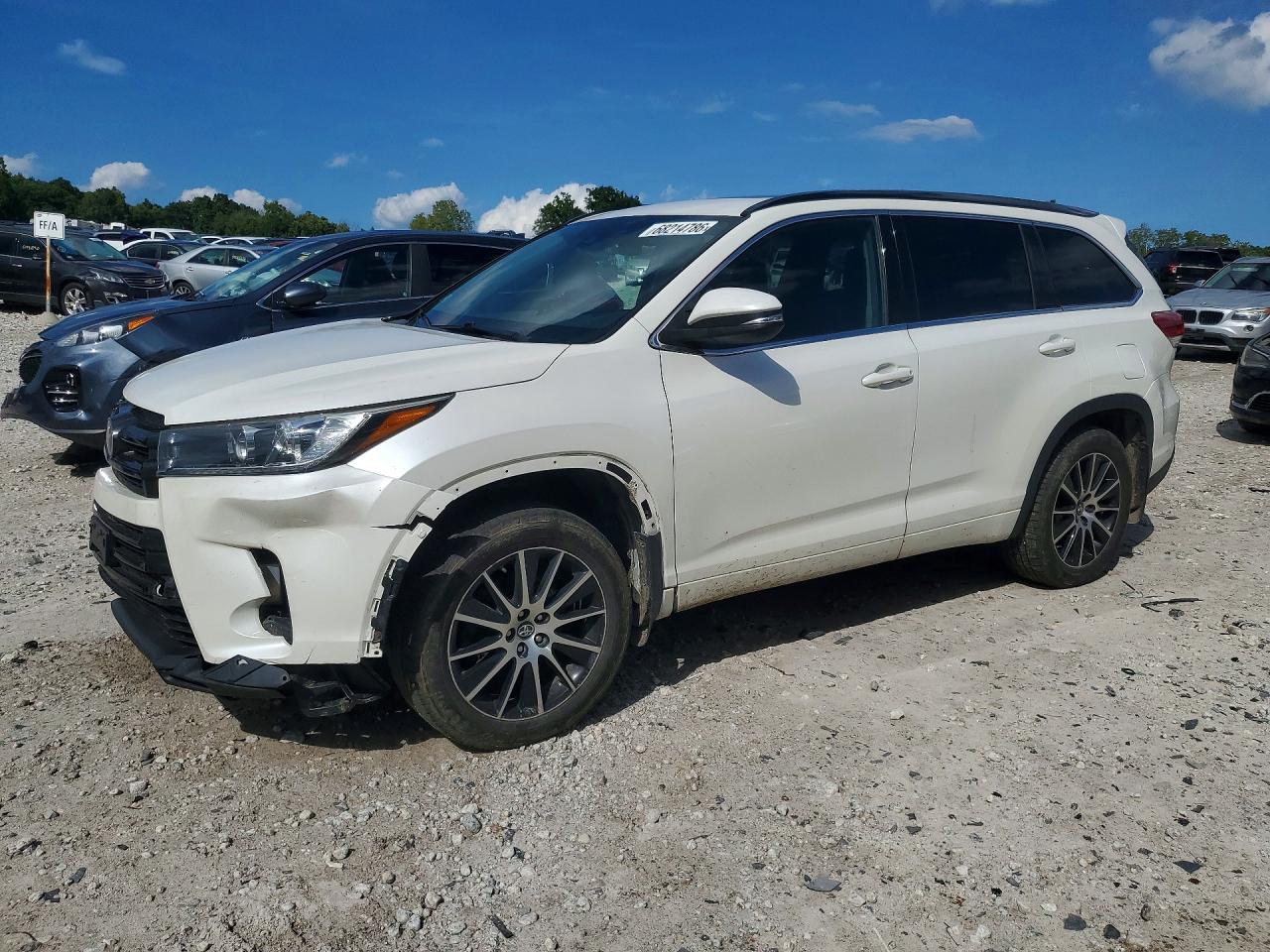 2017 TOYOTA HIGHLANDER SE/XLE