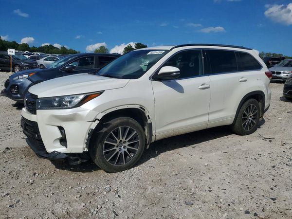 2017 TOYOTA HIGHLANDER SE/XLE