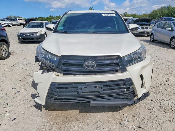 2017 TOYOTA HIGHLANDER SE/XLE