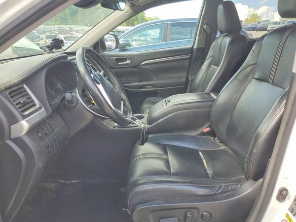 2017 TOYOTA HIGHLANDER SE/XLE
