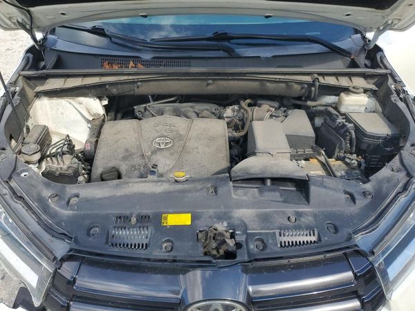 2017 TOYOTA HIGHLANDER SE/XLE