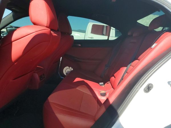 2021 LEXUS IS