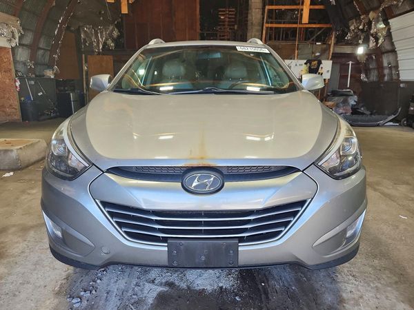 2014 HYUNDAI TUCSON GLS (Middle Level)
