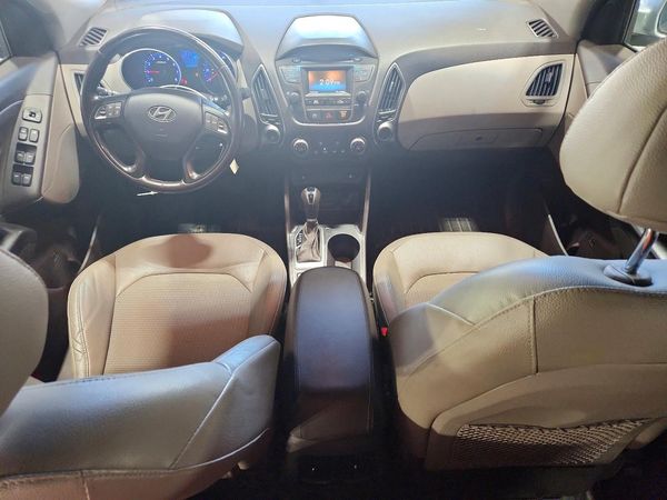 2014 HYUNDAI TUCSON GLS (Middle Level)