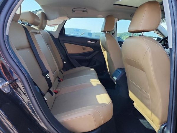 2019 VOLKSWAGEN JETTA SEL