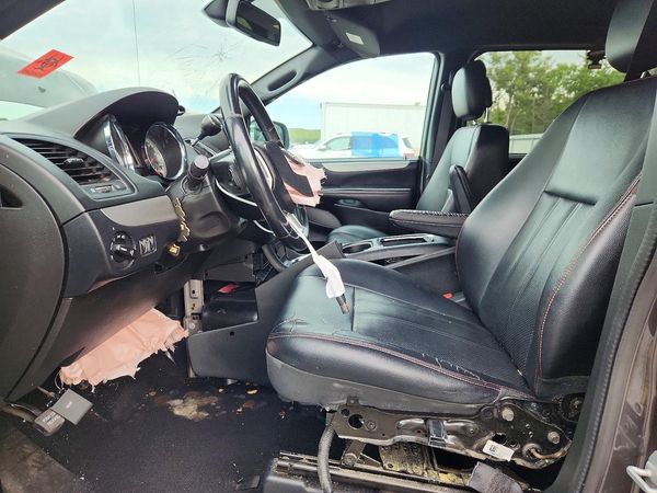 2018 DODGE CARAVAN GT (US), GT FWD (Can) — DENT