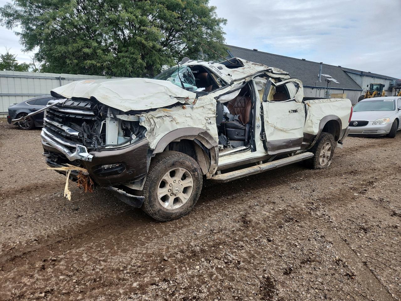 2022 RAM 2500 Longhorn — Front 3/4