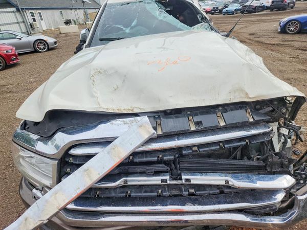 2022 RAM 2500 Longhorn — Engine bay