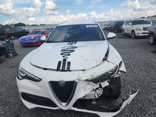 2021 ALFA ROMEO STELVIO