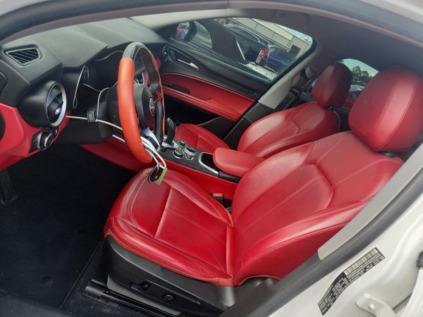 2021 ALFA ROMEO STELVIO
