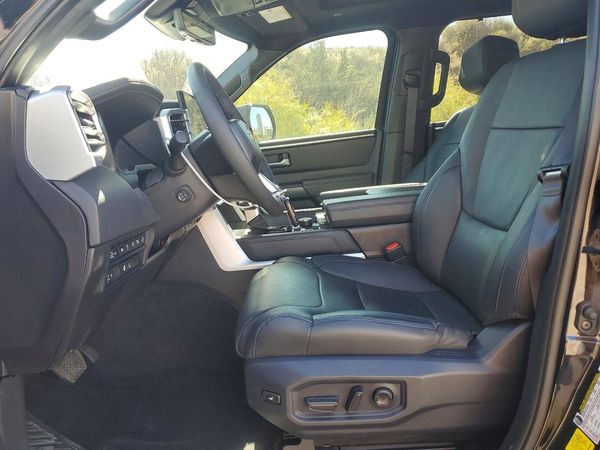 2025 TOYOTA TUNDRA Platinum — DENT