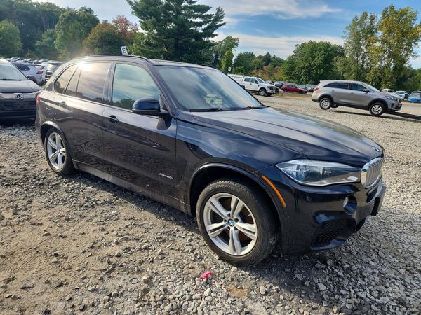 2016 BMW X5 xDrive50i — Passenger 3/4