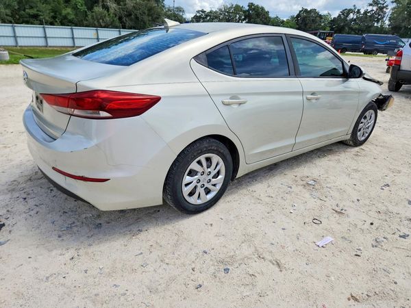 2017 HYUNDAI ELANTRA SE Base