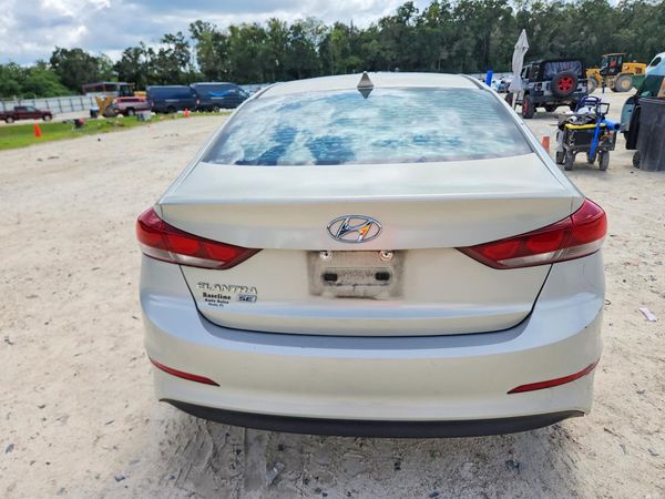 2017 HYUNDAI ELANTRA SE Base