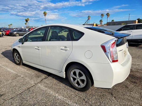 2015 TOYOTA PRIUS