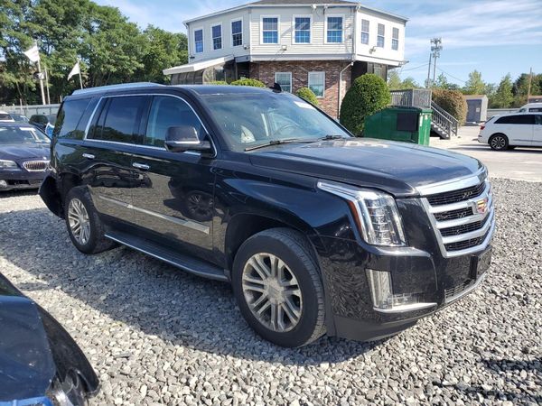 2017 CADILLAC ESCALADE