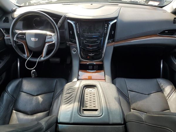 2017 CADILLAC ESCALADE