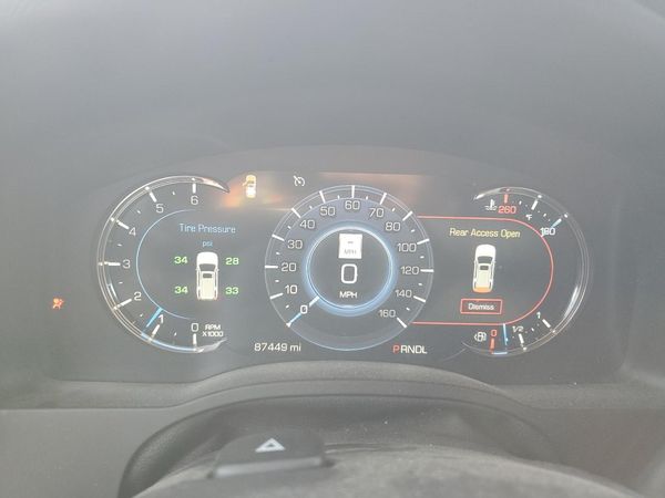 2017 CADILLAC ESCALADE