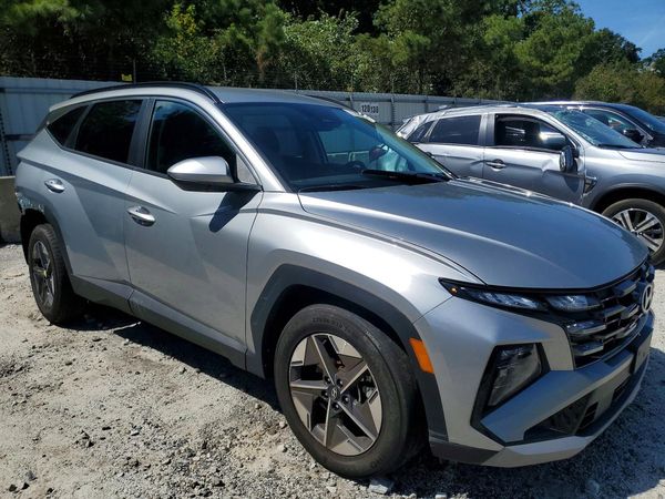 2026 HYUNDAI TUCSON SEL, SEL Plus
