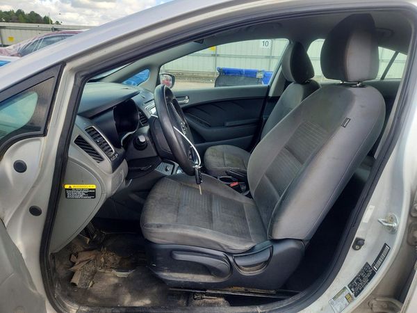 2017 KIA FORTE