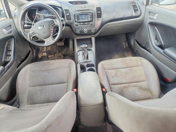 2017 KIA FORTE