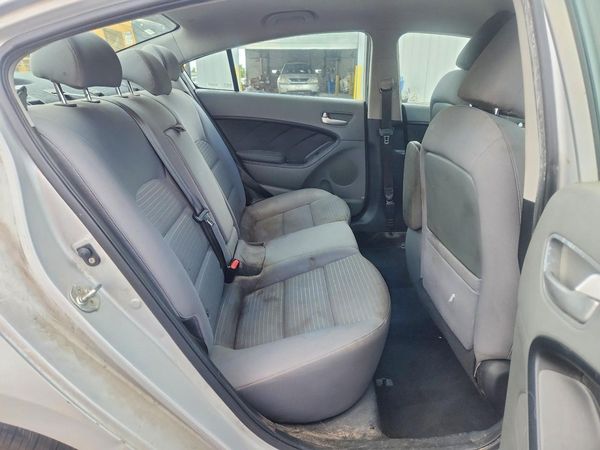 2017 KIA FORTE