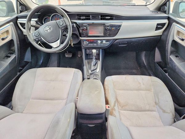 2015 TOYOTA COROLLA
