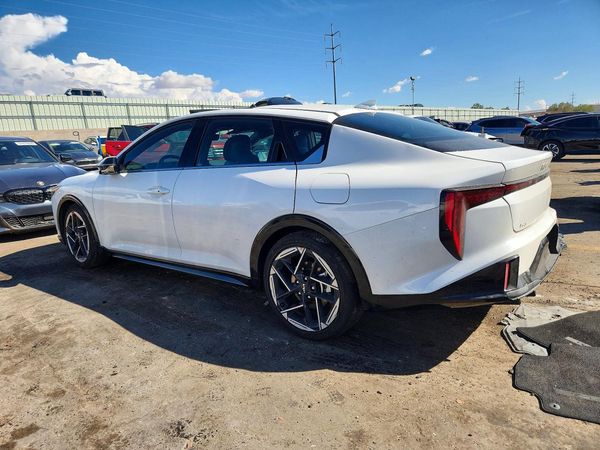 2026 KIA K4