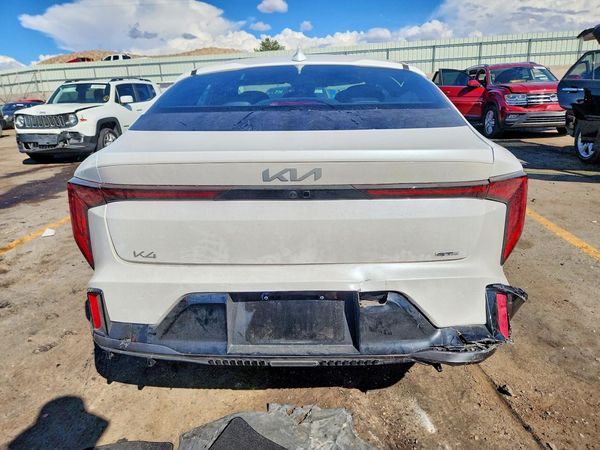 2026 KIA K4