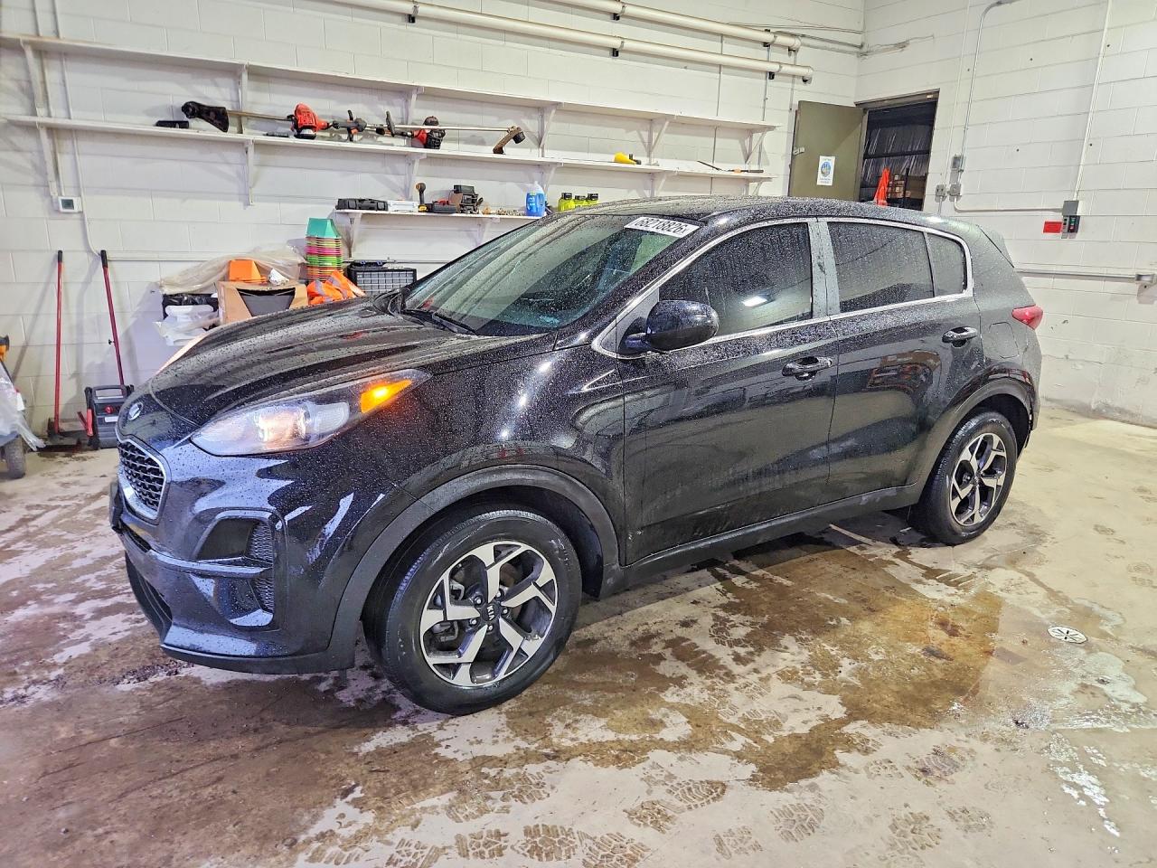 2022 KIA SPORTAGE — Front 3/4