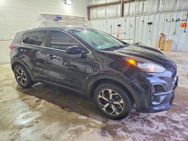 2022 KIA SPORTAGE — Passenger 3/4