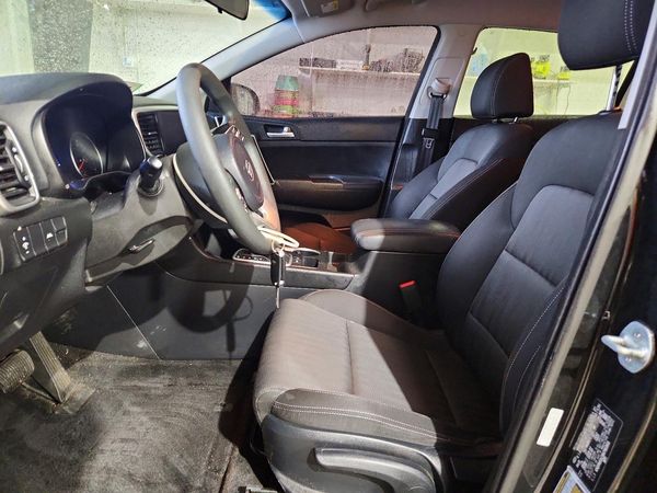 2022 KIA SPORTAGE — DENT