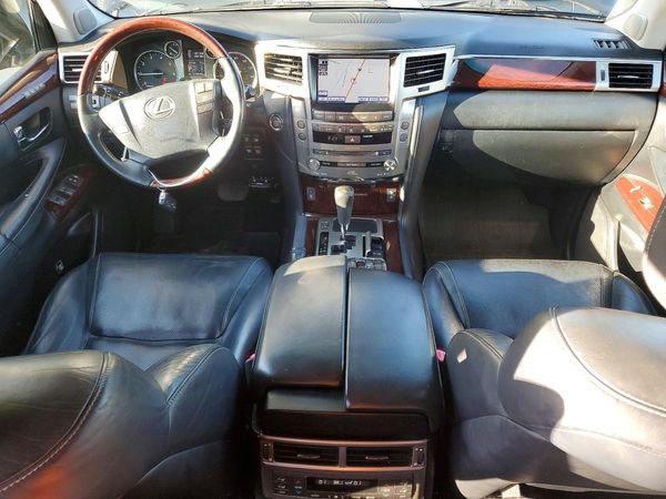 2014 LEXUS LX