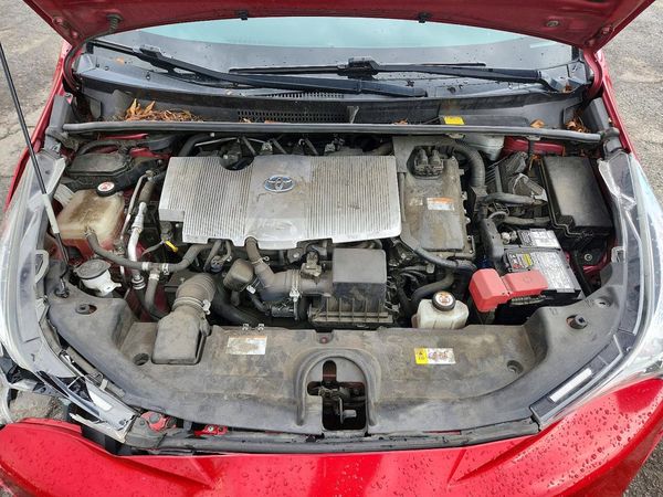 2016 TOYOTA PRIUS